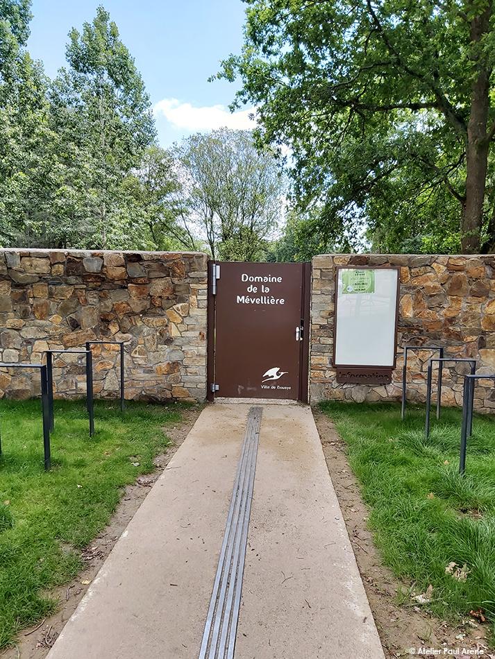 Porte de l'entrée ouest